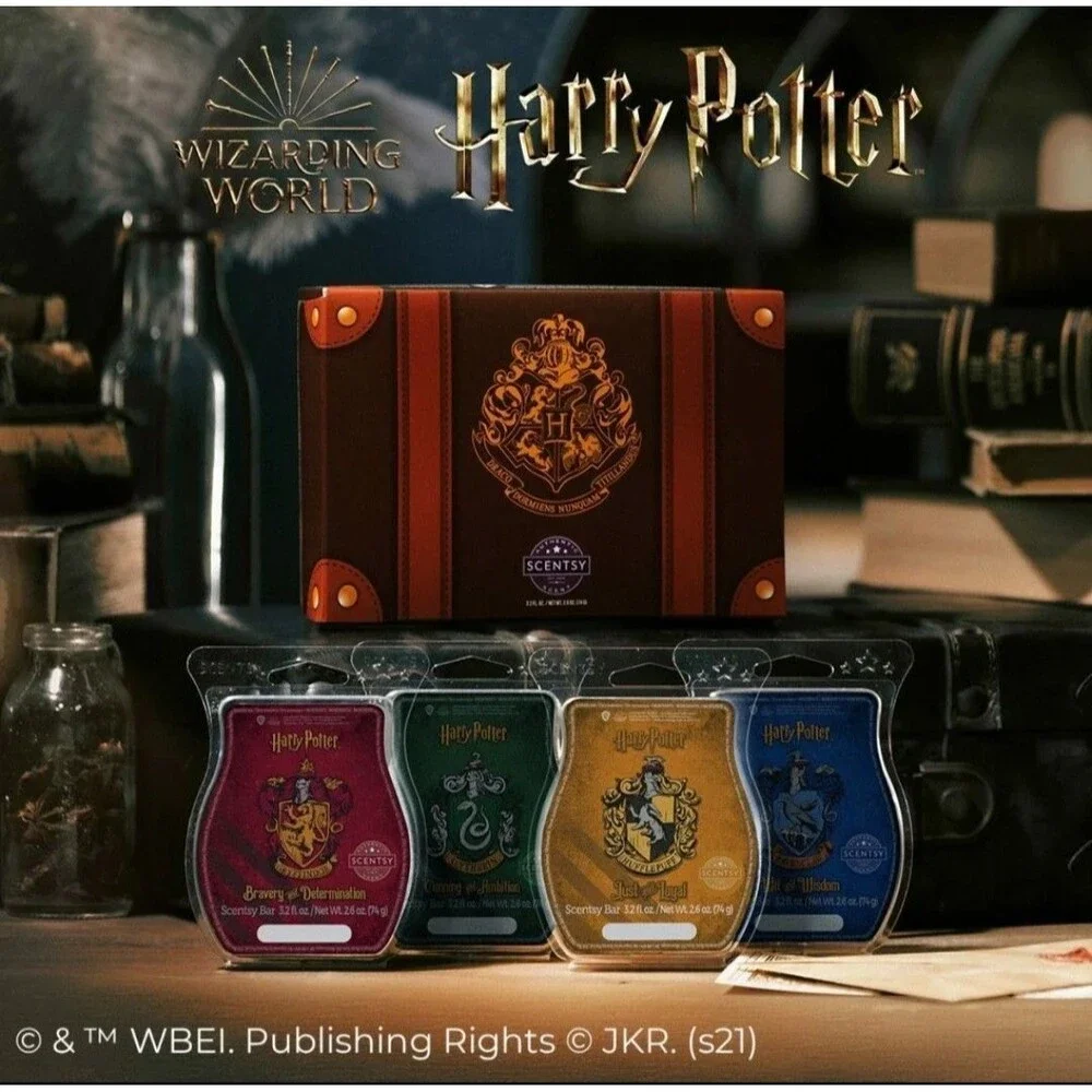 Scentsy Hogwarts Warmer and Hogwarts Houses  & Honeydukes  Wax Collection NIB
